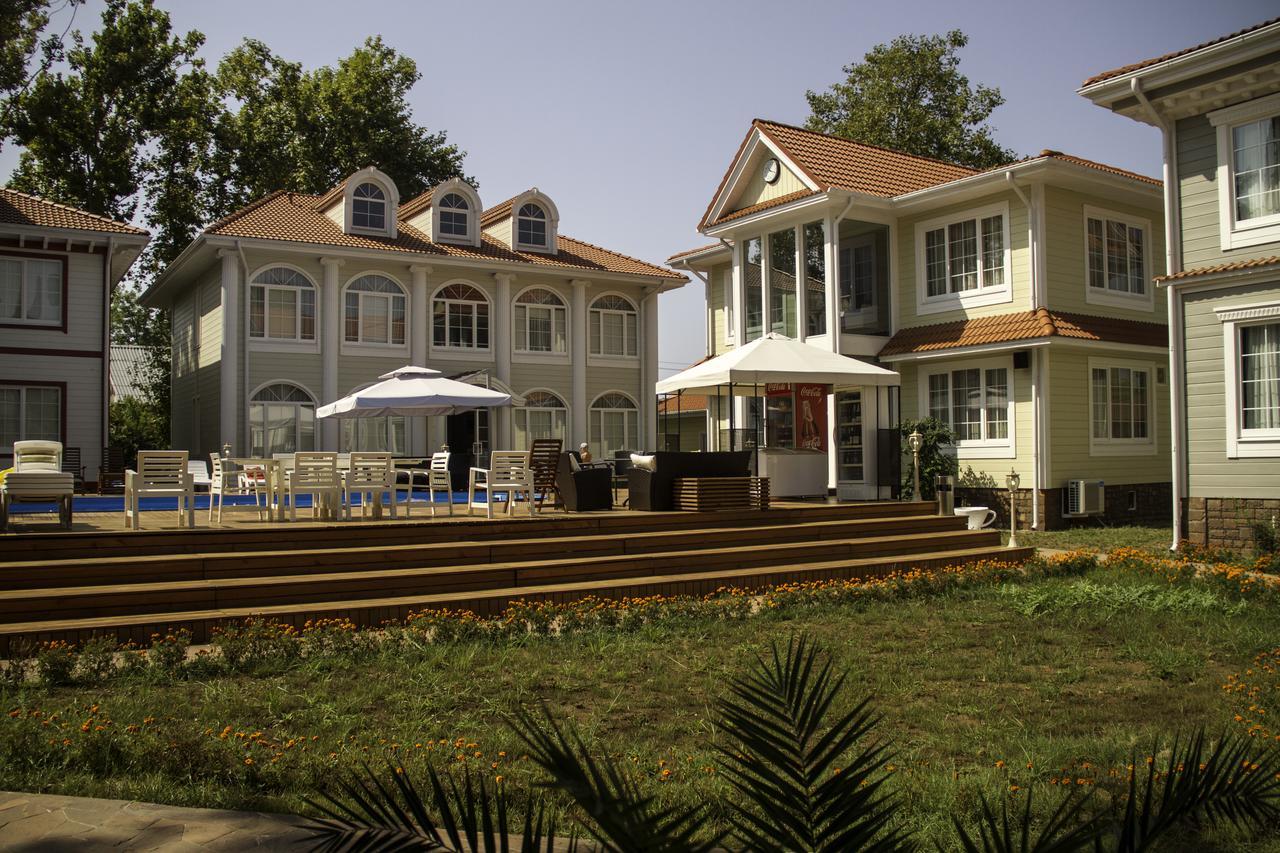 Hotel Maxx Gudauta Exterior foto